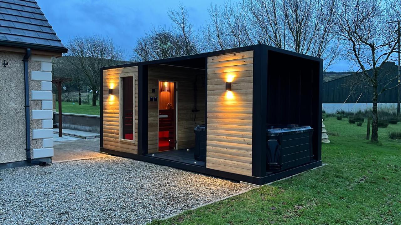 The Cosy Inn - Luxury Private Hot-Tub Dungiven Exterior photo
